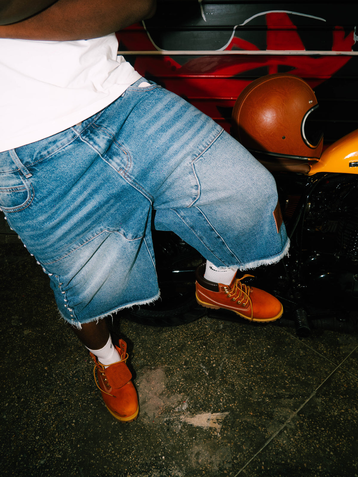 02 lookbook side