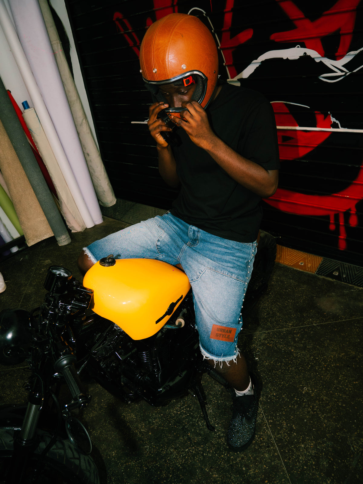 04 lookbook rider black tee