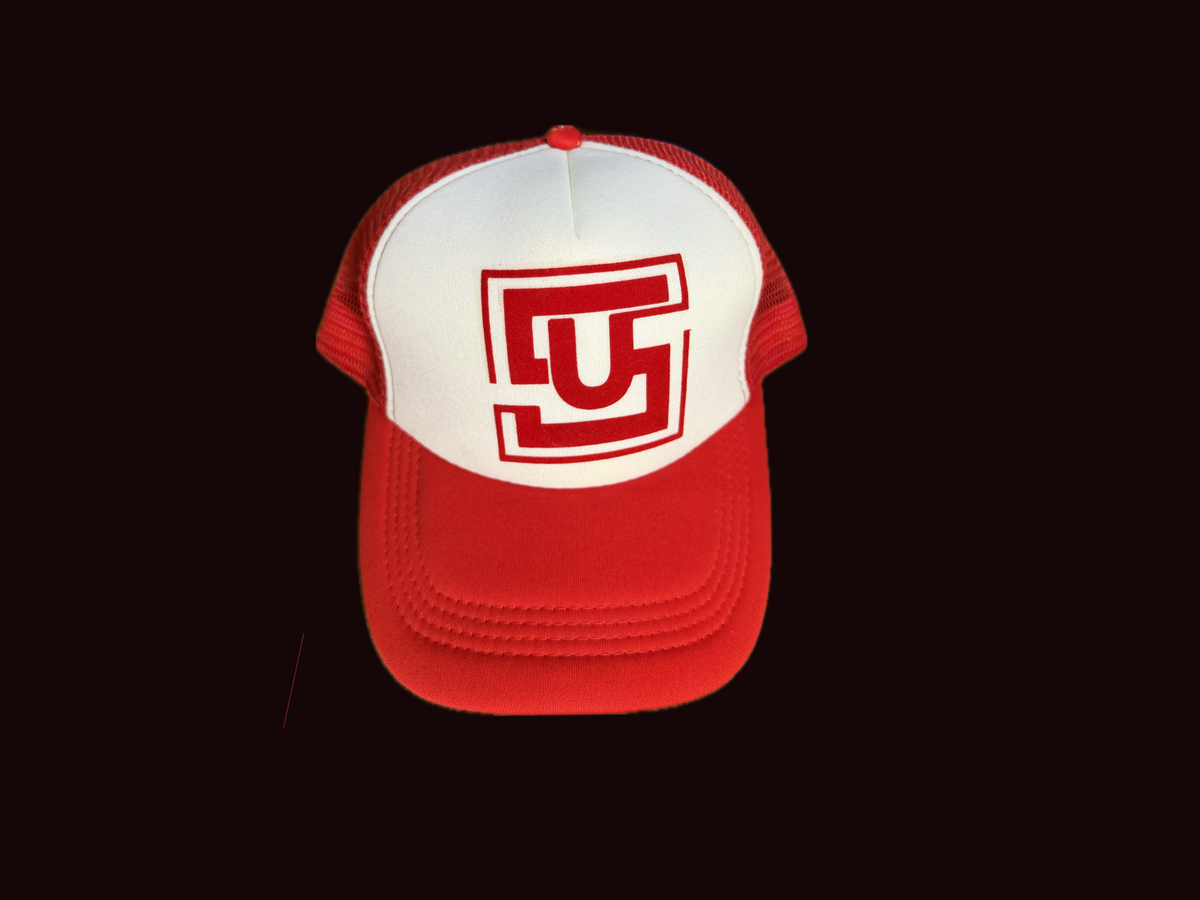 UrbanStyle red and white trucker cap with US crest embroidery